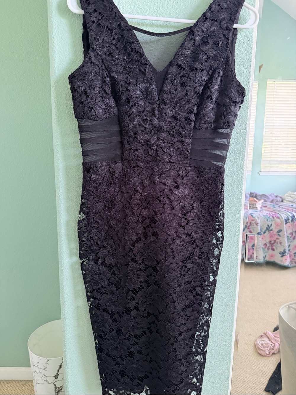 Enfocus Studio Black Lace V-Neck Midi Dress